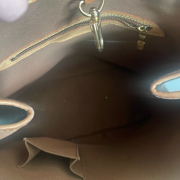 Monogram Battignolles Vertical - Picture 3 of 10